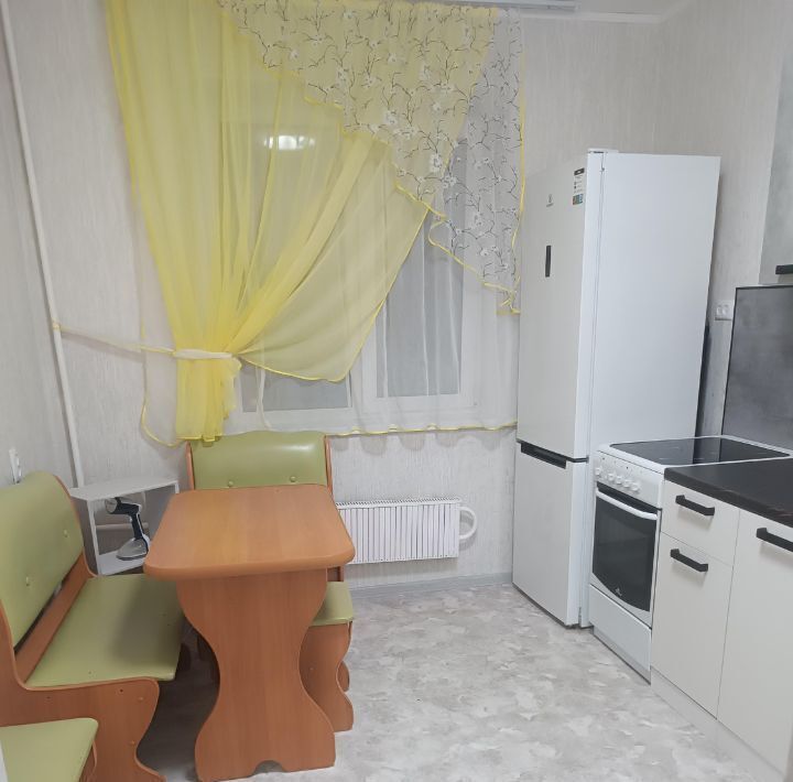 квартира г Челябинск р-н Курчатовский пр-кт Комсомольский 104 фото 1
