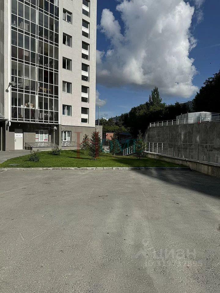 квартира г Новосибирск р-н Октябрьский ул Бориса Богаткова 201/3 фото 18