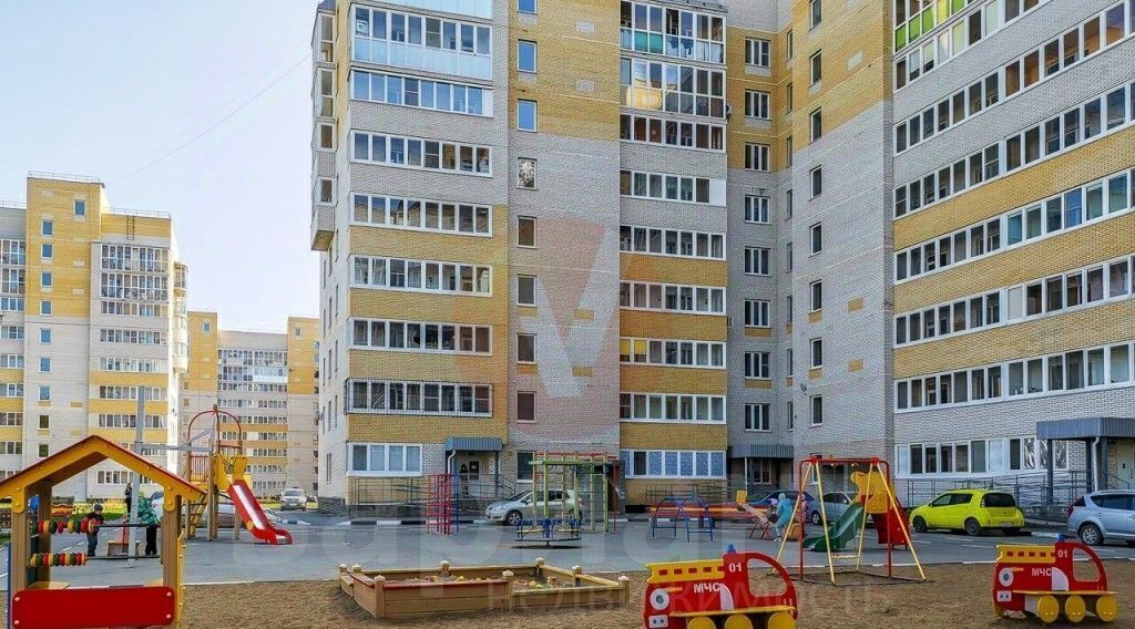 квартира г Омск р-н Ленинский ул И.Мишина 4 фото 1