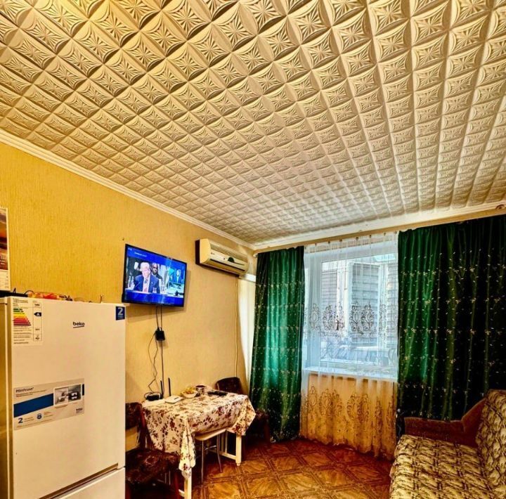 комната г Евпатория пгт Заозерное ул Аллея Дружбы 105 фото 4