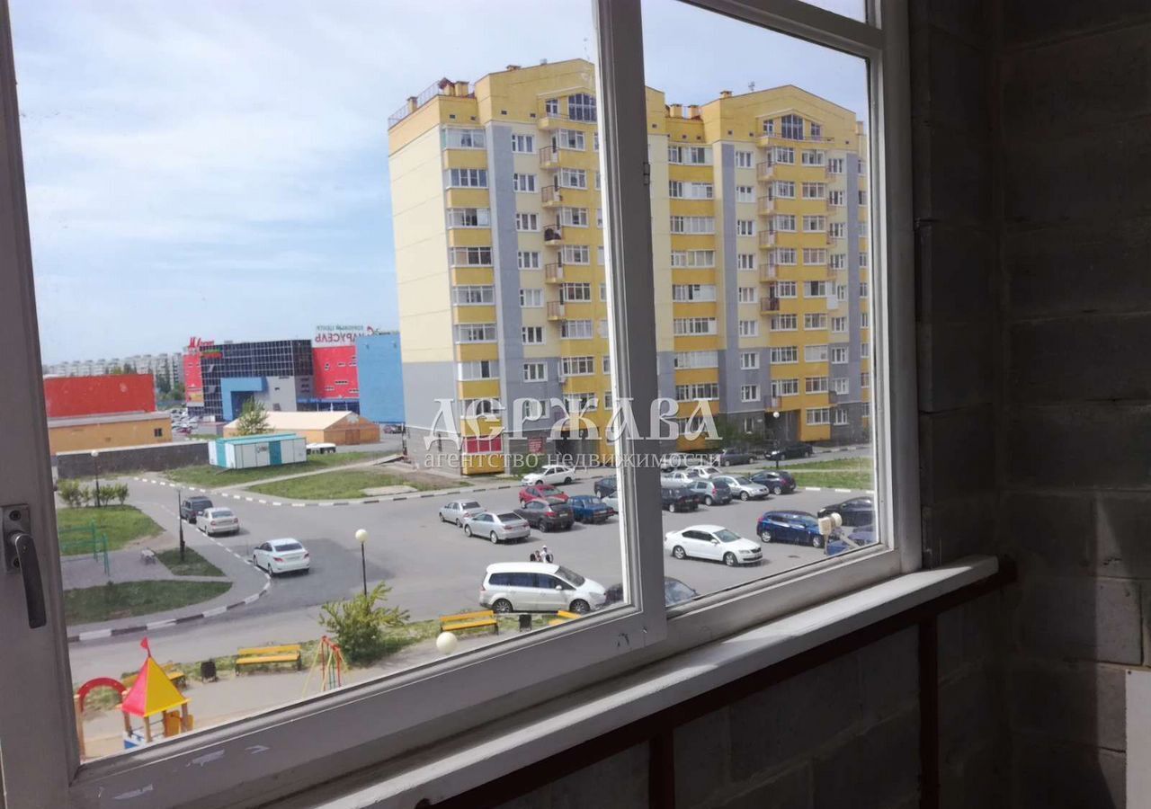 квартира г Старый Оскол мкр-н Дубрава, квартал 1, 16 фото 3