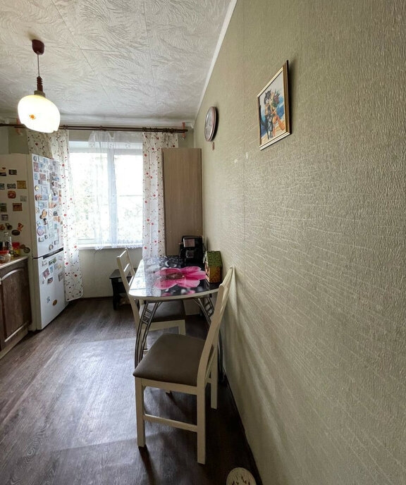 квартира г Челябинск ул Хохрякова 28 фото 2