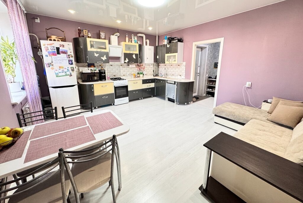 квартира г Ярославль ул Романовская 6к/2 фото 2