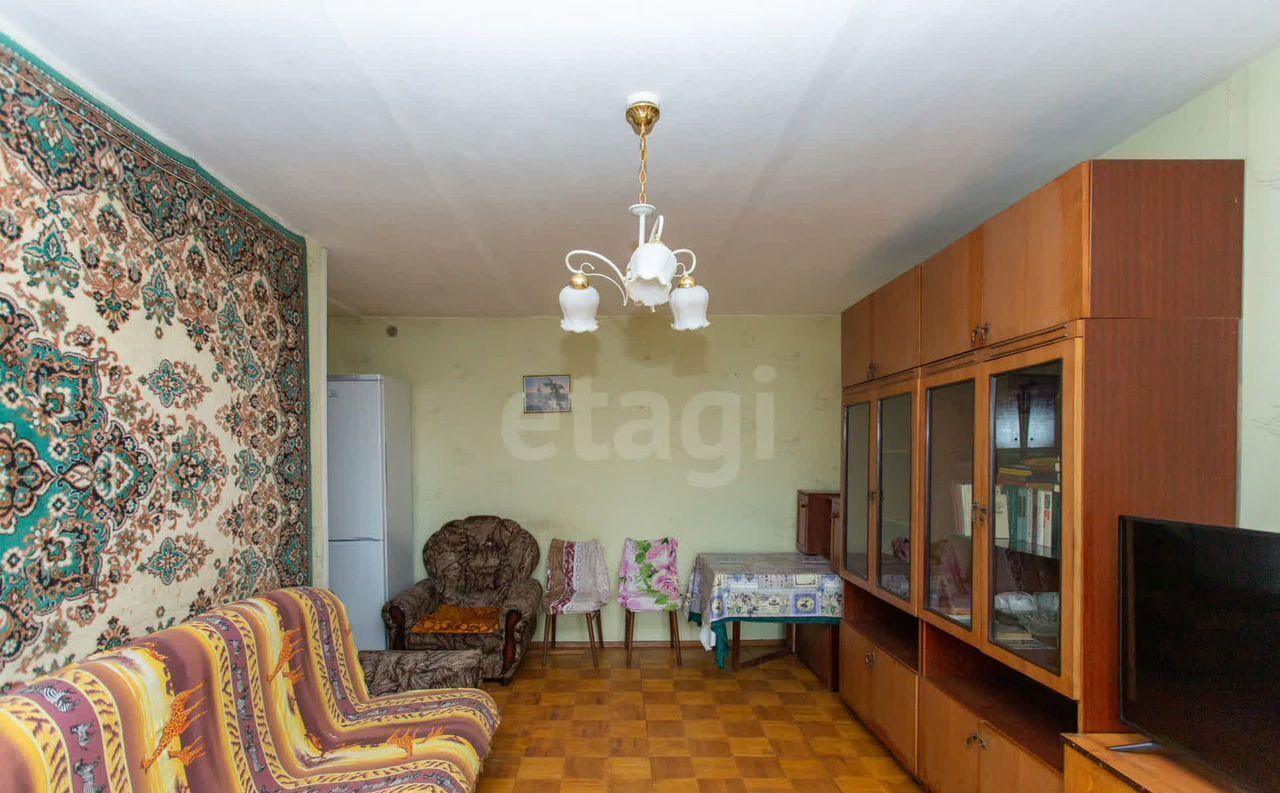квартира г Тобольск 4-й мкр-н, 38 фото 3