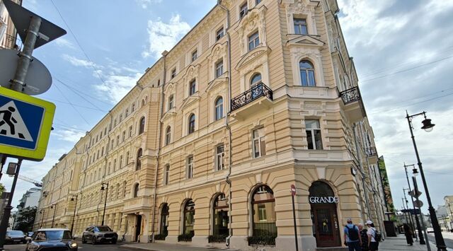 метро Кропоткинская ул Остоженка 7с/1 фото