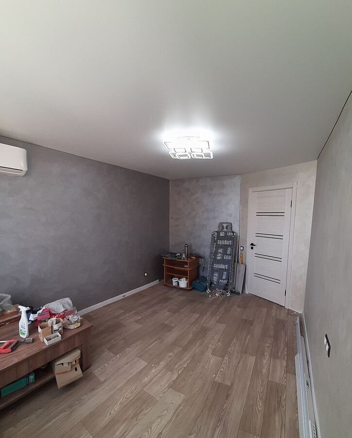 квартира г Тольятти р-н Автозаводский 31 квартал ул Революционная 3к/1 фото 1