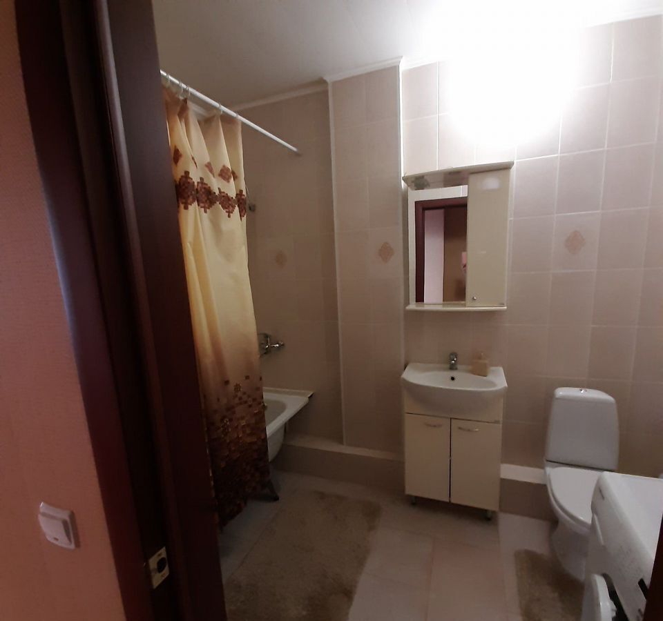 квартира г Омск р-н Кировский пр-кт Комарова 22к/1 фото 9