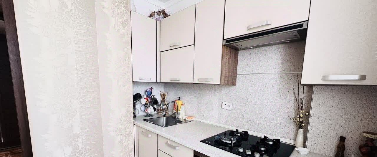 квартира г Белгород Западный ул Есенина 52 фото 2
