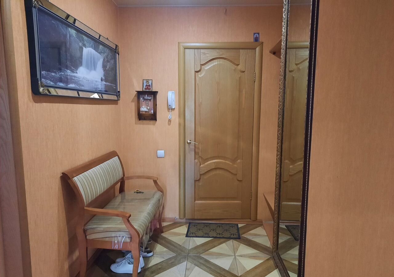 квартира г Белогорск ул Садовая 18 фото 2