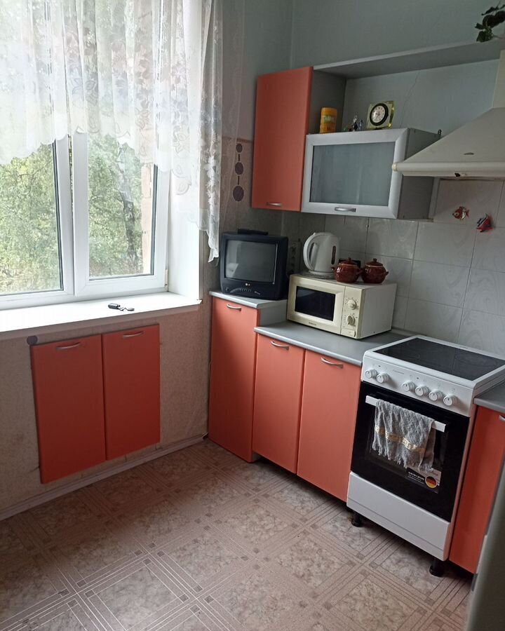 квартира г Нижний Тагил р-н Ленинский пр-кт Строителей 8 фото 7