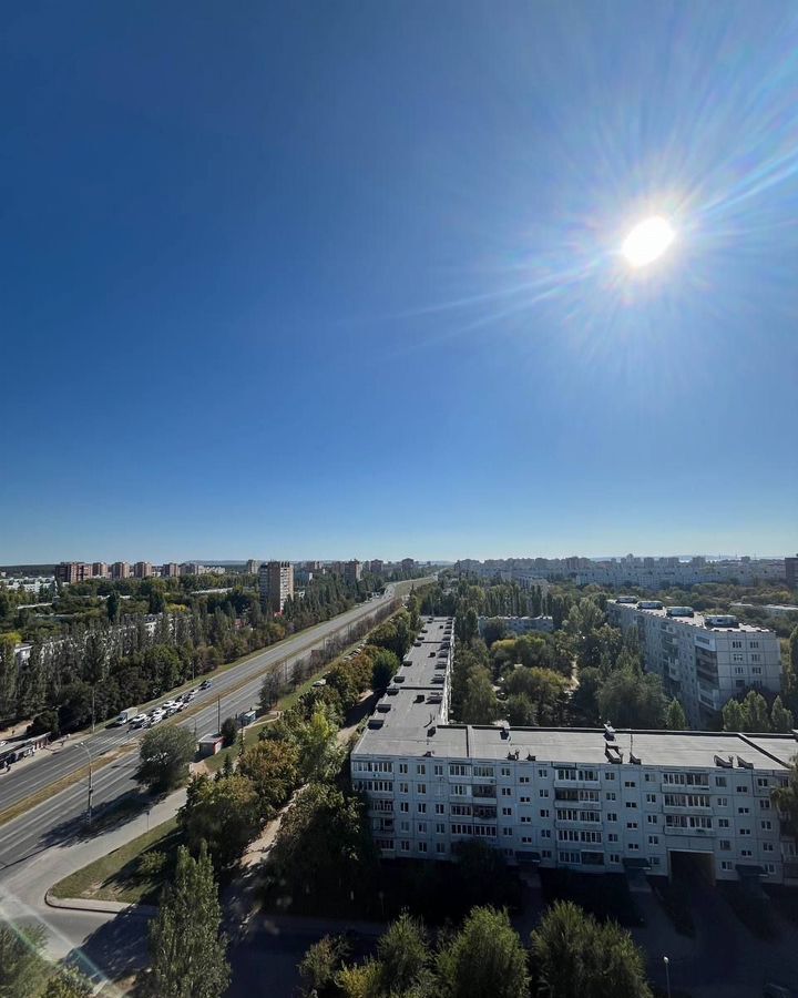квартира г Тольятти р-н Автозаводский пр-кт Степана Разина 16в фото 2