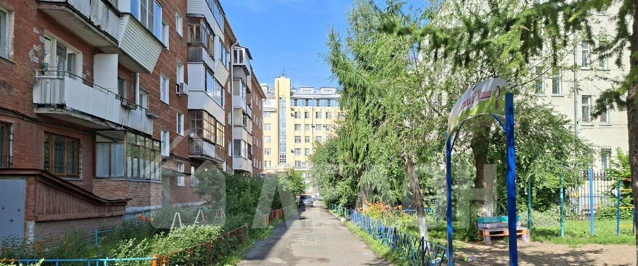 квартира г Омск р-н Центральный ул Чапаева 81 фото 13