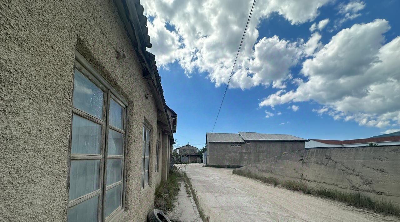 офис г Алушта ул Ленина 133/1 фото 4