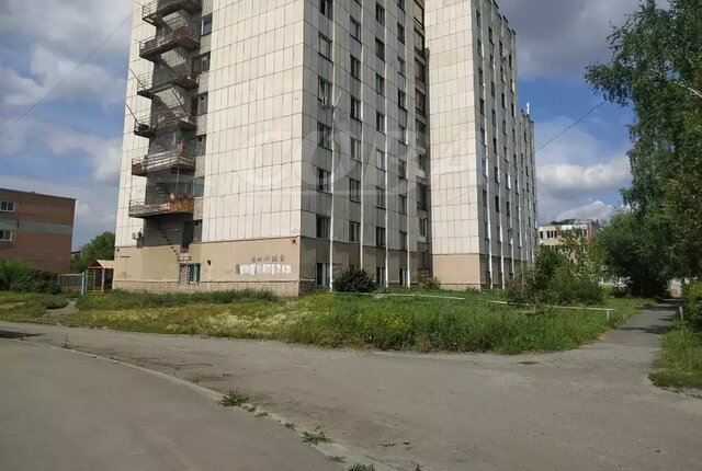 комната ул Автозаводская 3а фото