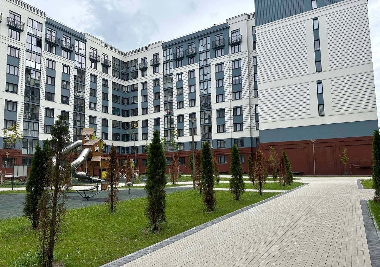 квартира г Калининград р-н Ленинградский ул Героя России Катериничева 7 фото 3