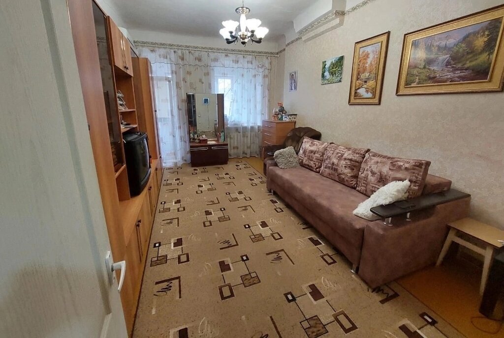 квартира г Каменск-Шахтинский ул Ворошилова 1 фото 1