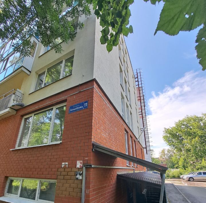 квартира г Пермь р-н Кировский ул Танцорова 11 фото 1