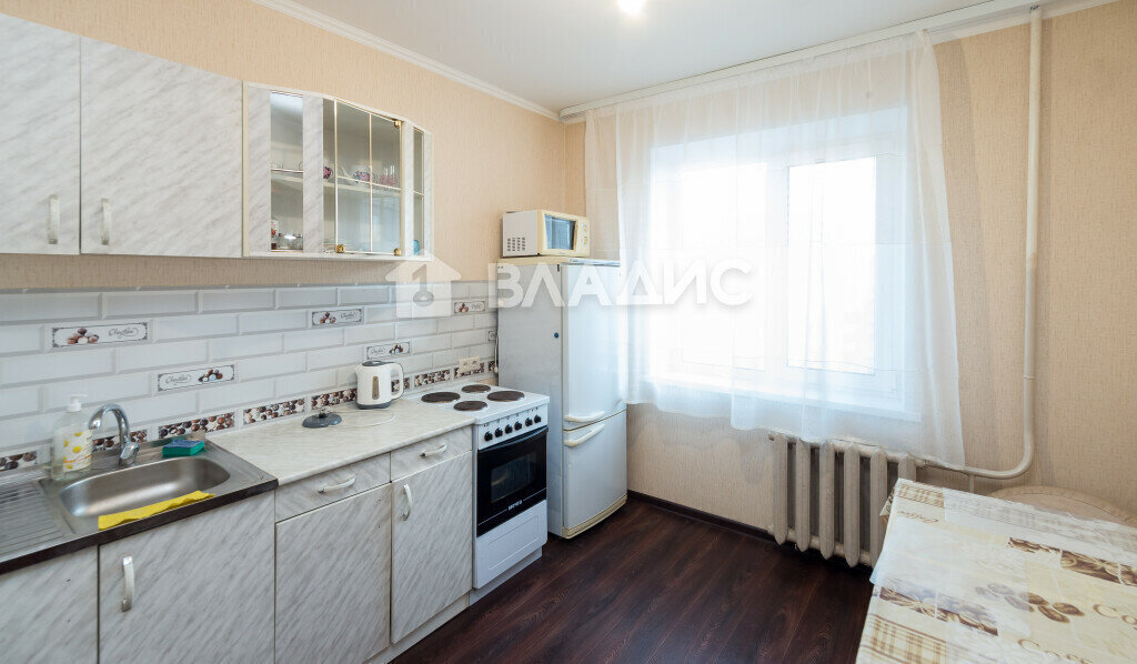 квартира г Тобольск мкр 7а 35в фото 1