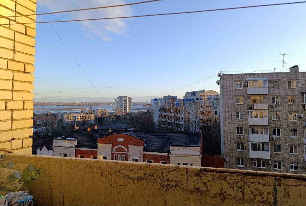 квартира г Саратов ул Волжская 2/10 фото 3