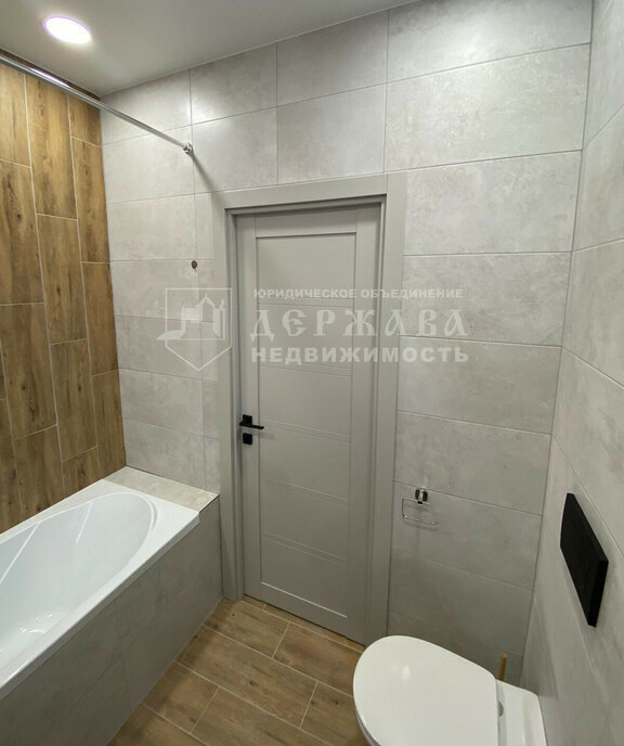 квартира г Кемерово Лесная Поляна б-р Солнечный 25к/2 фото 2