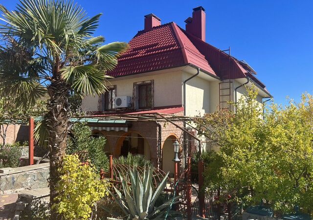 дом г Алупка пгт Кацивели ул Лименская фото
