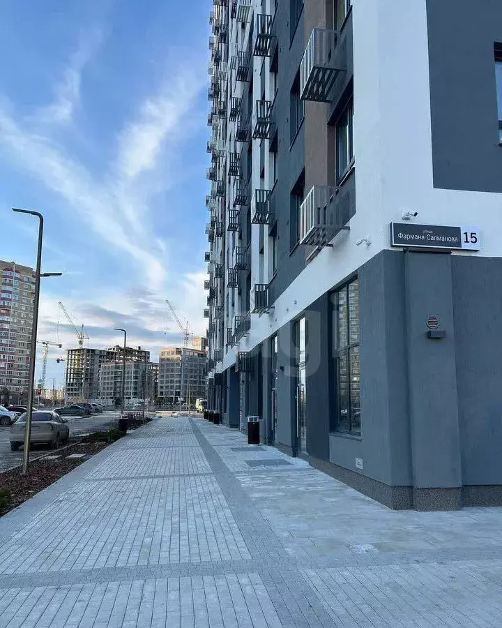 свободного назначения г Тюмень р-н Калининский ул Фармана Салманова 15 фото 2