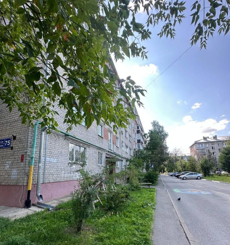 квартира г Казань 11-й квартал Яшьлек ул Короленко 75 фото 2