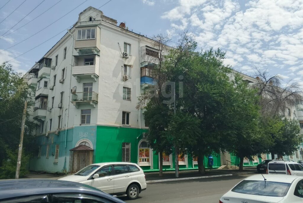 квартира г Астрахань ул Латышева 2/22 фото 2