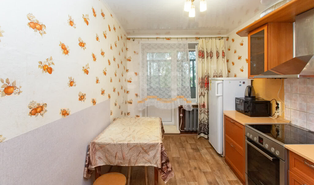 квартира г Тобольск ул Ленина 135 фото 1
