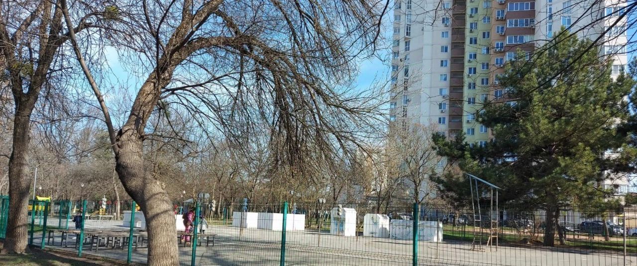 квартира г Симферополь р-н Центральный ул Караманова 2 фото 8