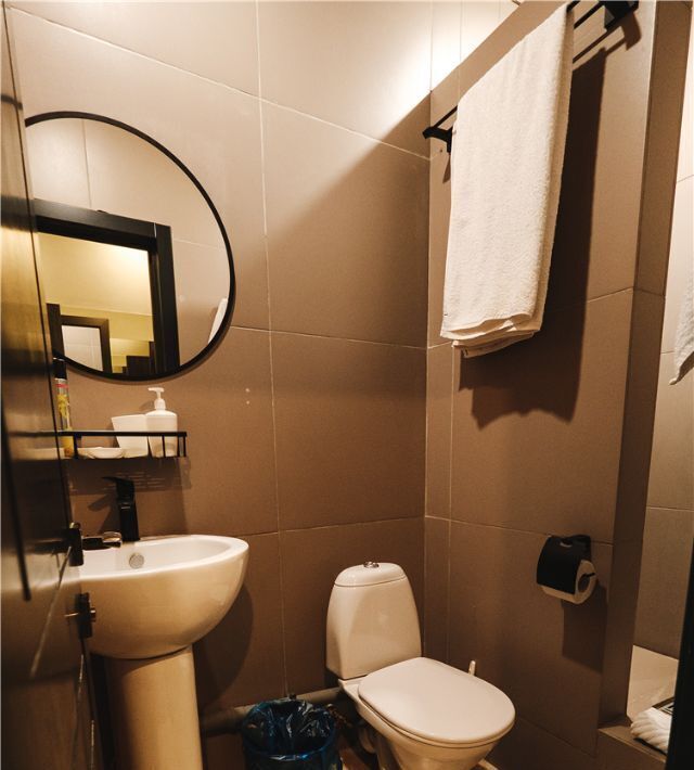 комната г Таганрог ул Адмирала Крюйса 2а фото 10