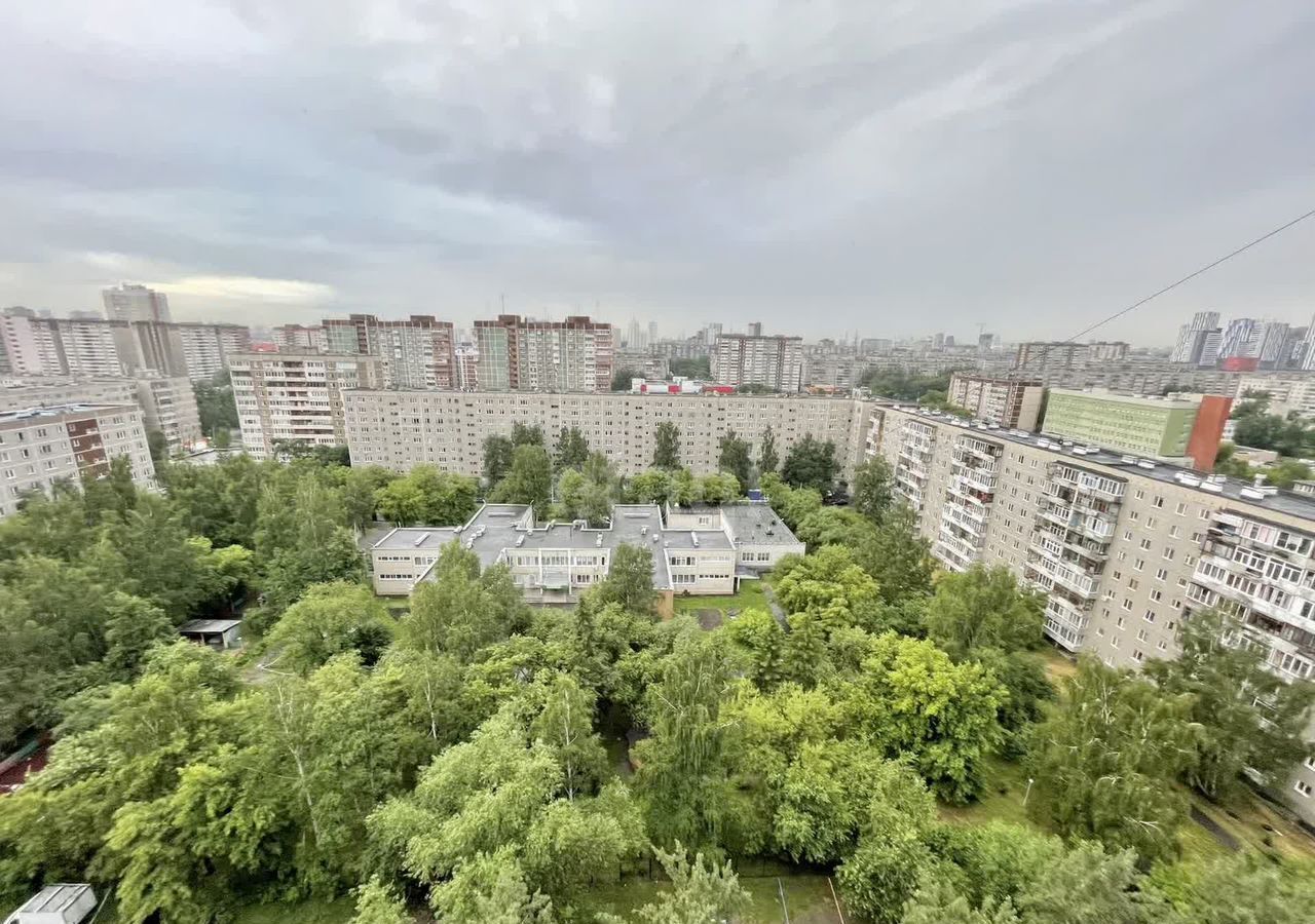 квартира г Екатеринбург р-н Кировский ул Сыромолотова 26к/1 фото 15