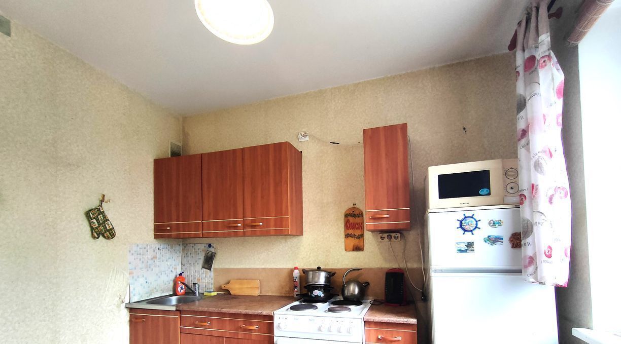 квартира г Омск р-н Центральный ул 28-я Северная 20 фото 9