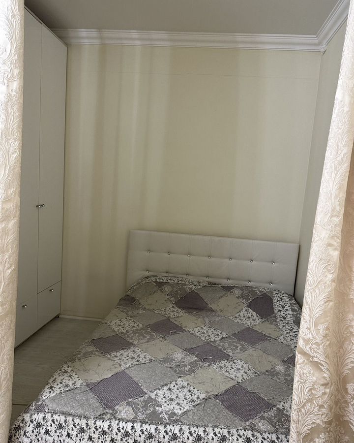 квартира г Астрахань р-н Кировский пл Шаумяна 3 фото 3