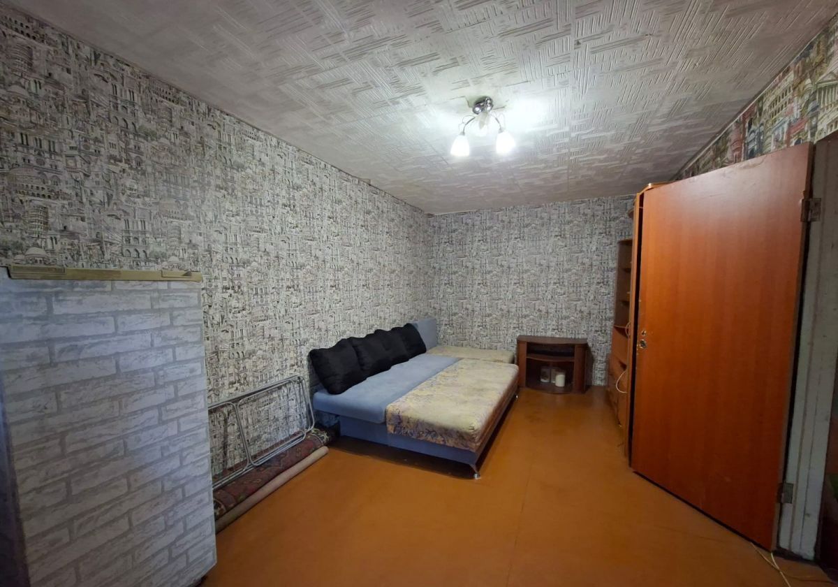 комната г Междуреченск Кемеровская обл. — Кузбасс, Кузнецкая ул., 41 фото 2