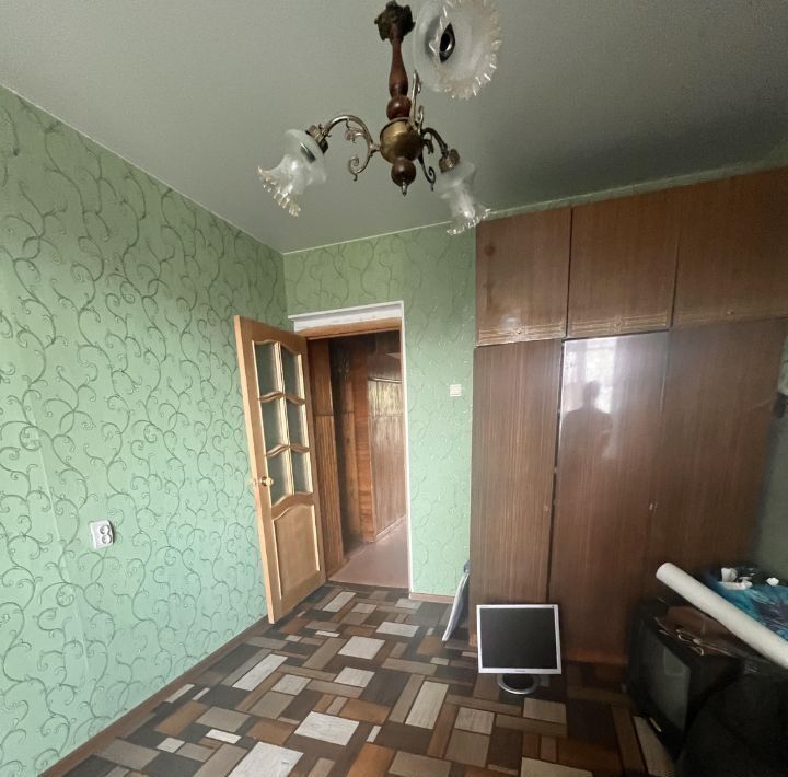 квартира г Смоленск р-н Промышленный ул Петра Алексеева 2/37 фото 11
