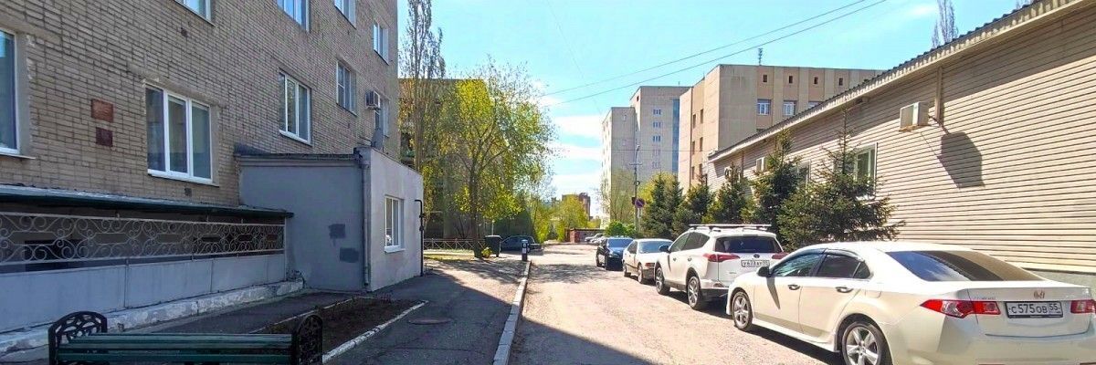 квартира г Омск р-н Центральный ул Яковлева 9 фото 3