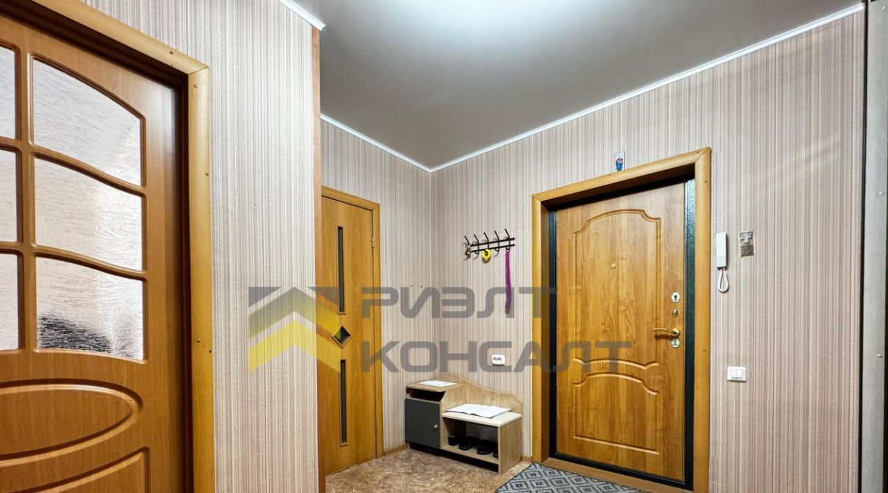 квартира г Омск р-н Кировский ул Звездная 8 фото 11