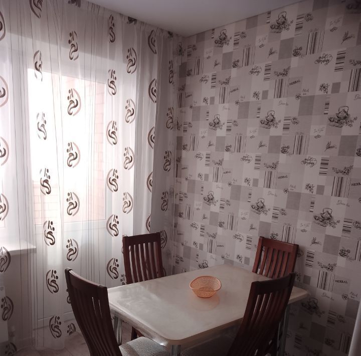 квартира г Астрахань р-н Советский ул. Набережная реки Царева, 83к 1 фото 6