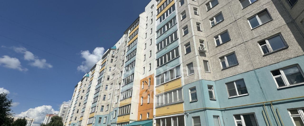квартира г Орел р-н Заводской б-р Молодежи 7 фото 1