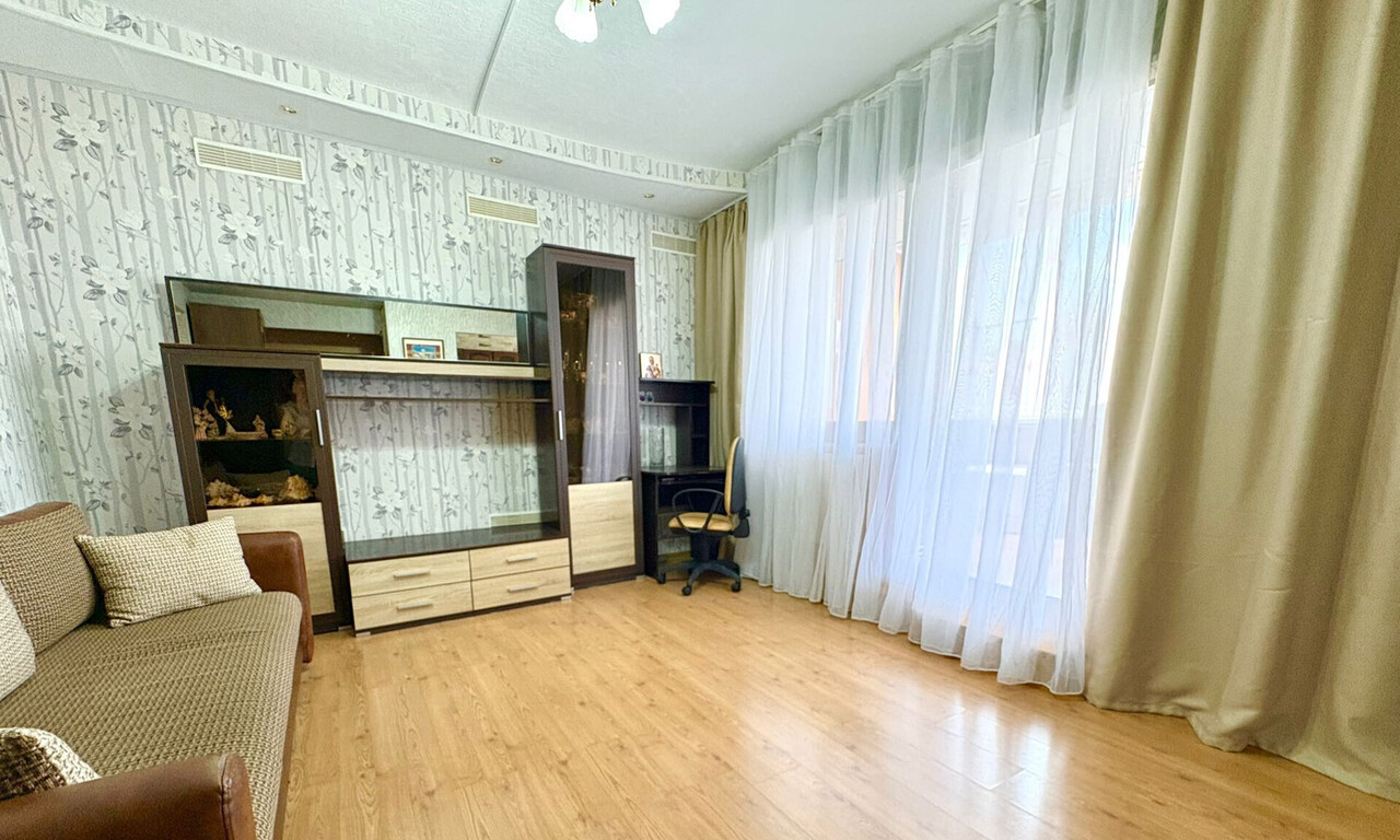 квартира г Астрахань ул Бориса Алексеева 63 фото 9