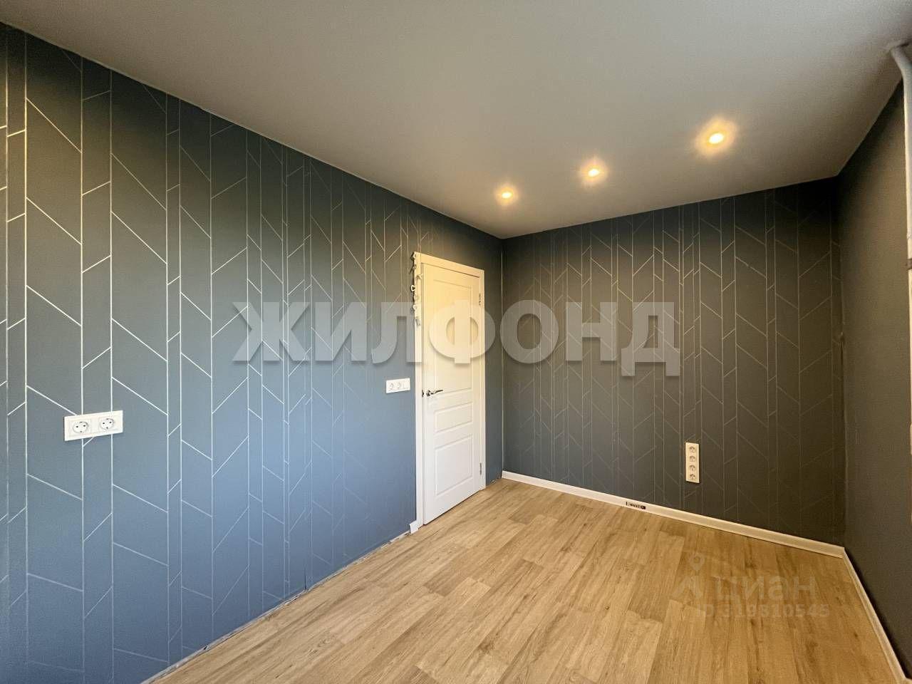 квартира г Новосибирск р-н Калининский ул Учительская 18 фото 3