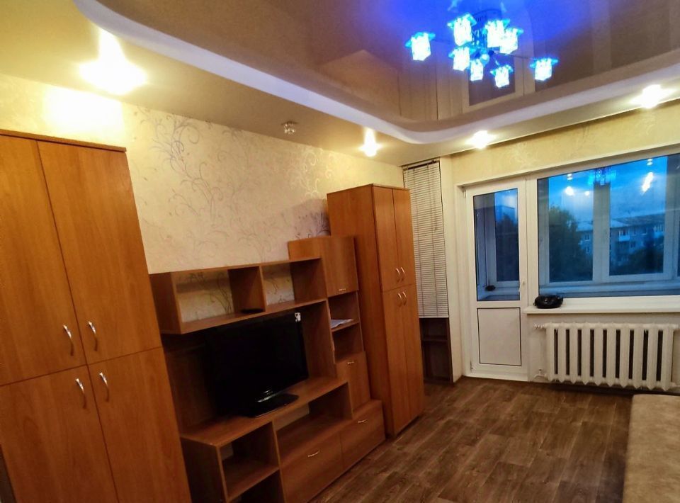 квартира г Омск р-н Октябрьский ул. Василия Товстухо, 4 фото 8