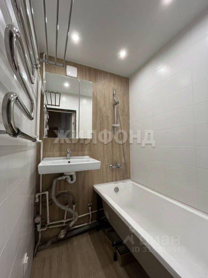 квартира г Новосибирск р-н Калининский ул Учительская 18 фото 9