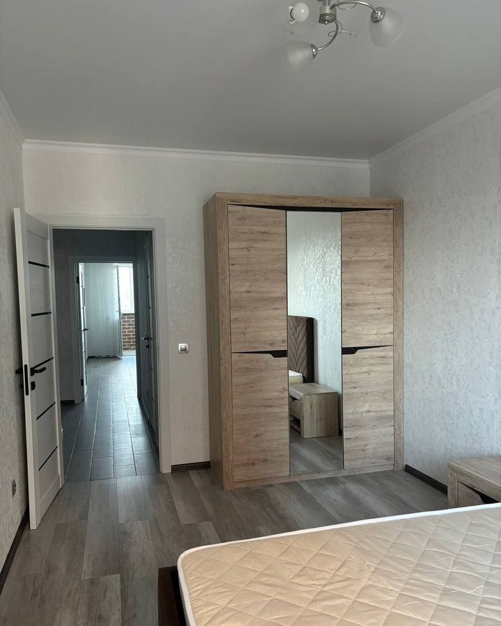 квартира г Краснодар р-н Прикубанский ул им. Героя Пешкова 14к/3 фото 3