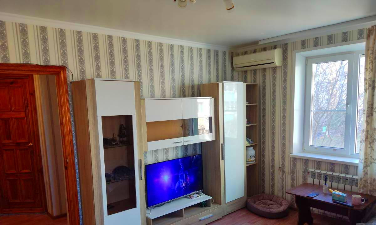 квартира г Волгодонск квартал А В-16 ул Гагарина 63 фото 2