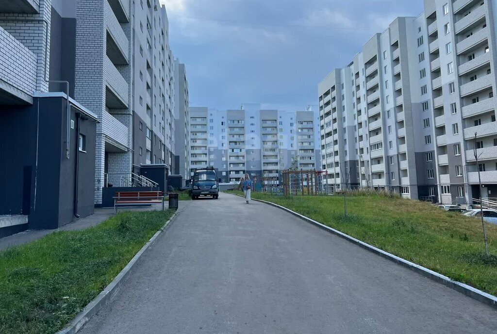 квартира г Саратов ул им Юрия Чернышова 22 фото 22