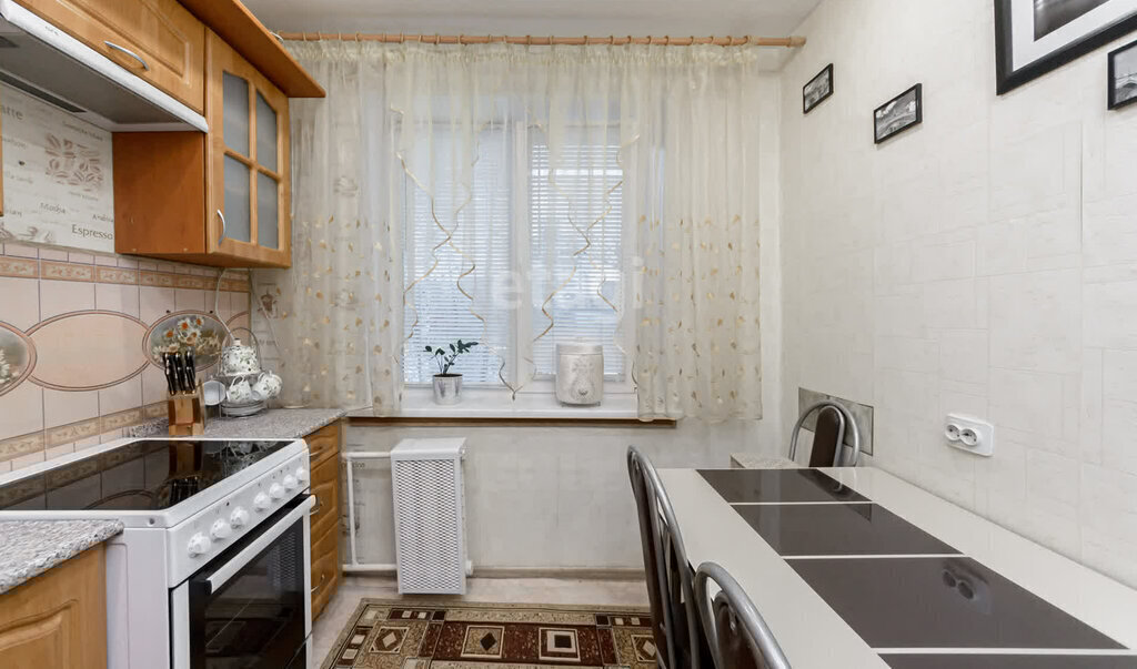 квартира г Тюмень ул Монтажников 15 фото 12