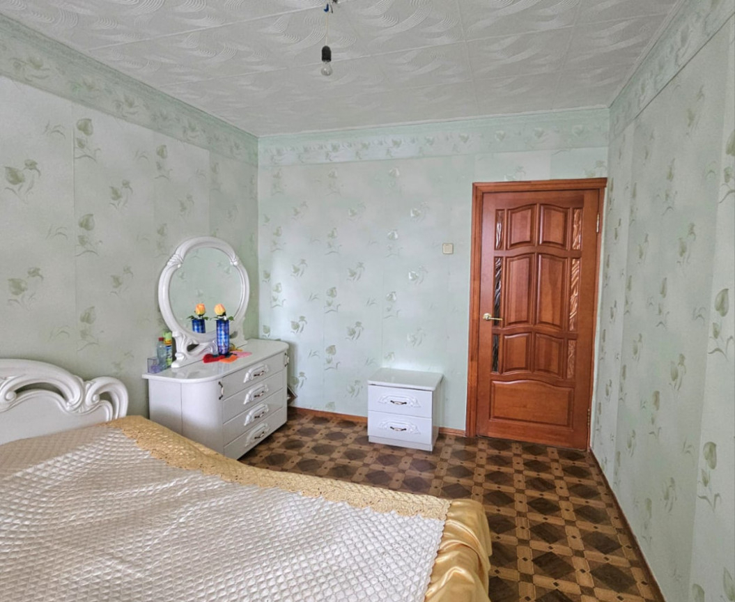 квартира г Балаково ул Братьев Захаровых 8 фото 2