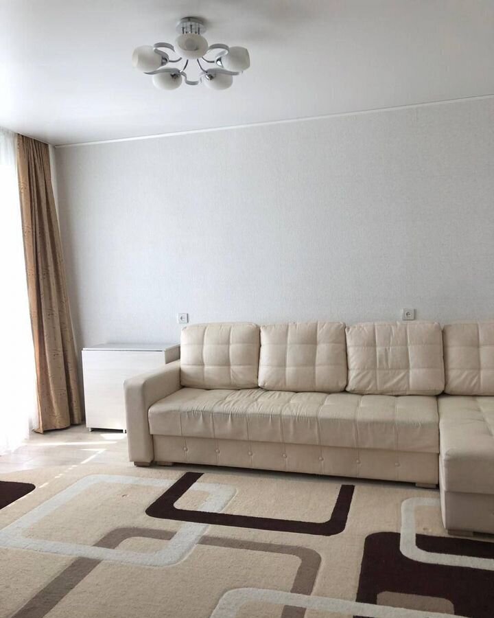 квартира г Стрежевой 4-й мкр-н, 402А фото 2